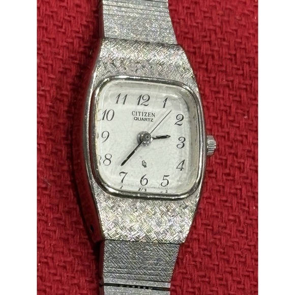 Vintage Citizen Women\'s Silver Watch‎ 2951-294289 K Japan New Battery Runs Great main image 7